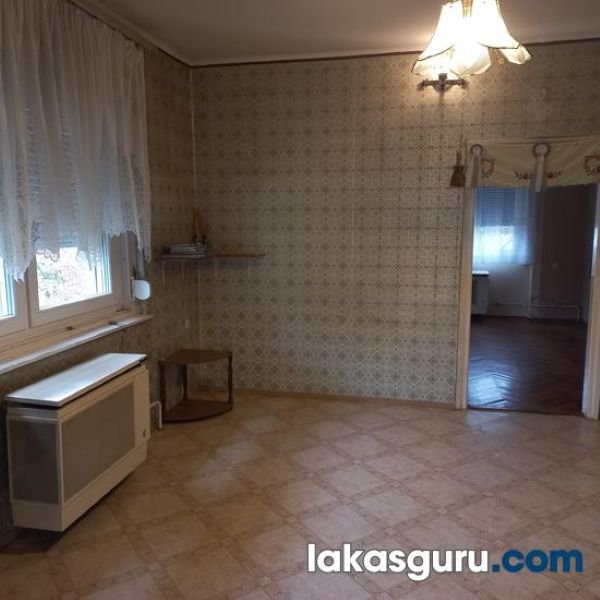 2_elado_haz_Nagykapornak_Zala_lakasguru